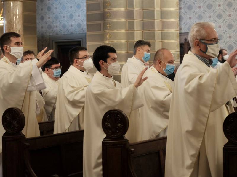 Krizmaszentelés (58).JPG